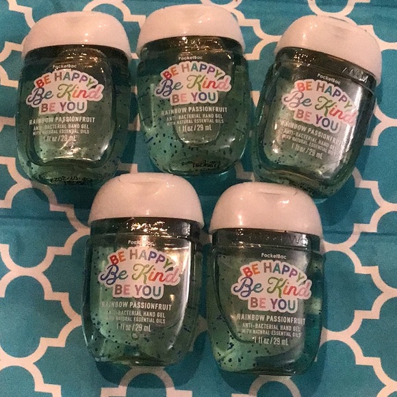 Bath & Body Works Other - 5 Bath and body works rainbow passionfruit pocketbacs